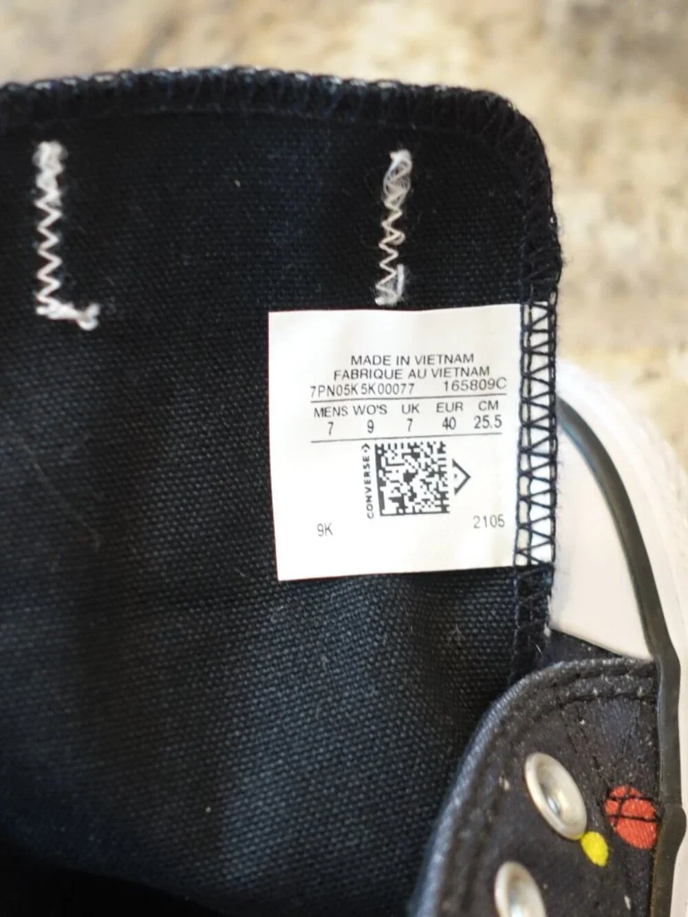 Converse Special Find . Unique And Part Of The Pride Collection - Picture 3 of 9